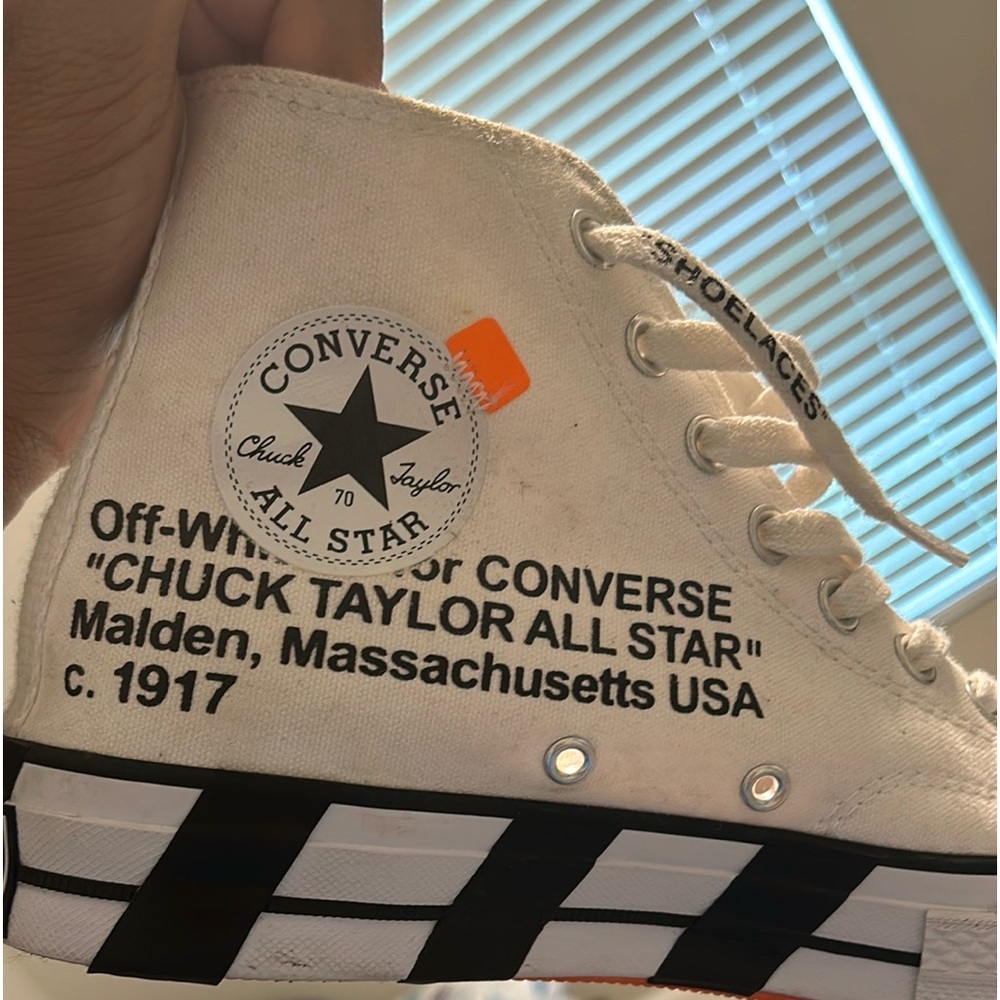 Off White